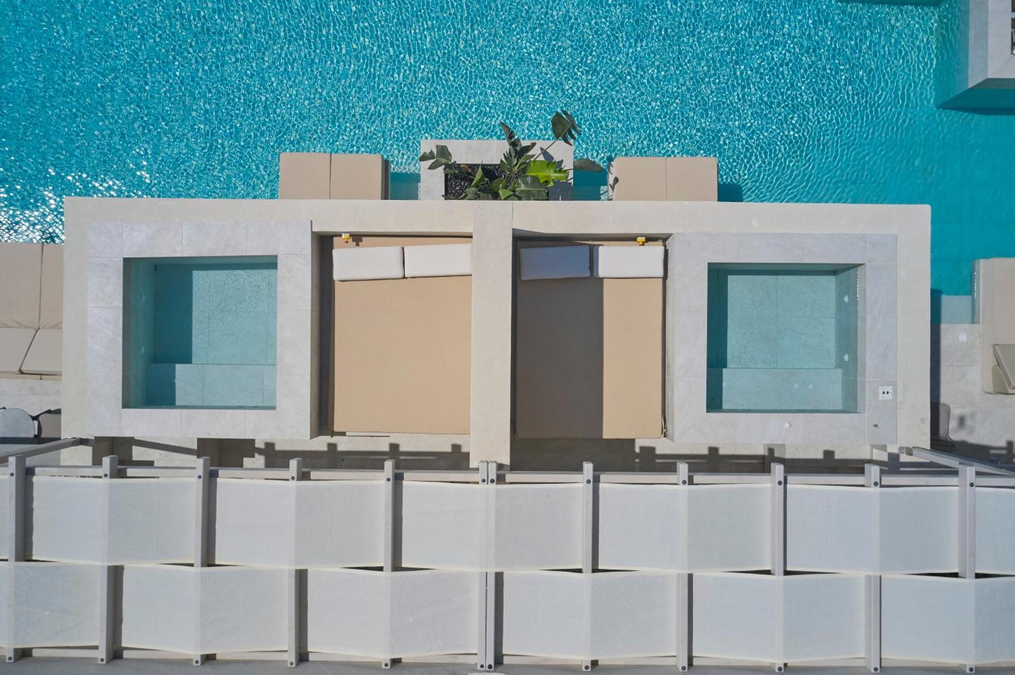 Heyday Luxury Suites ペリッサ エクステリア 写真