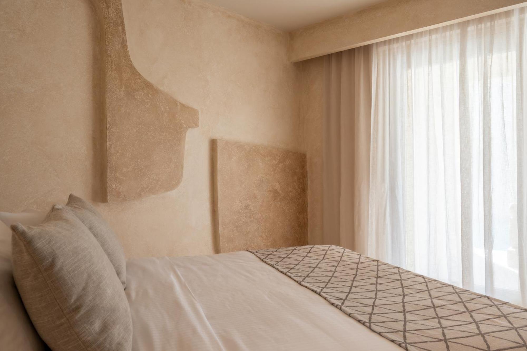 Heyday Luxury Suites ペリッサ エクステリア 写真